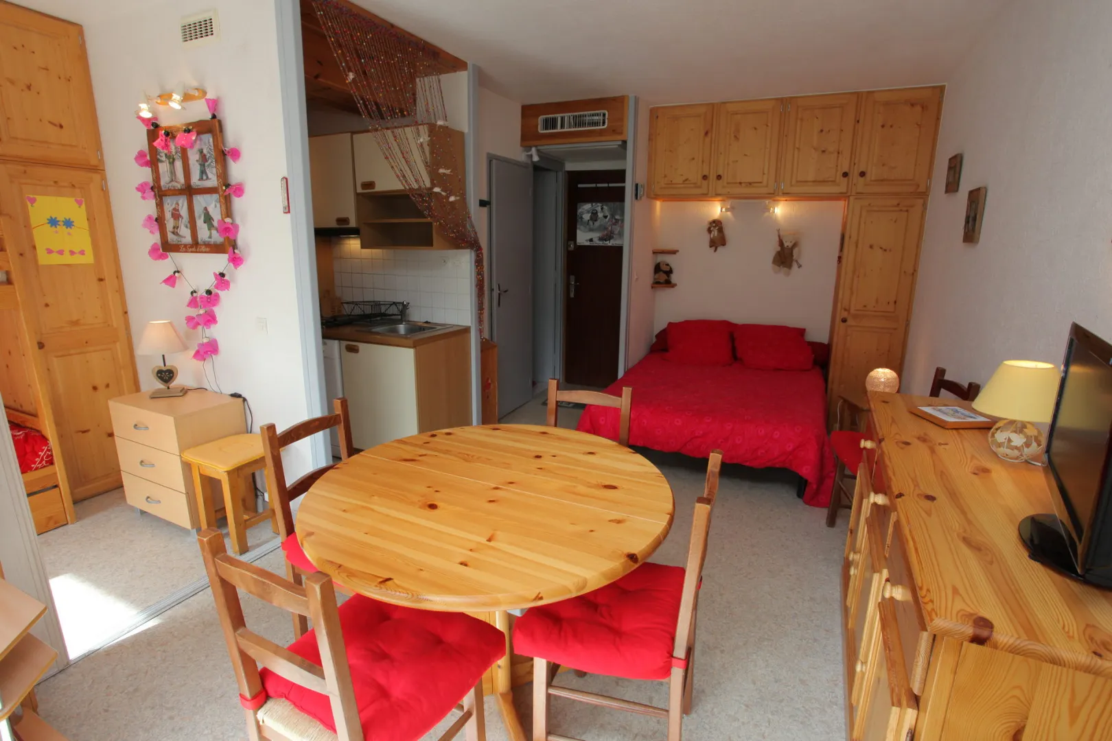CHA_2_128 / Studio coin montagne / La Toussuire / 0