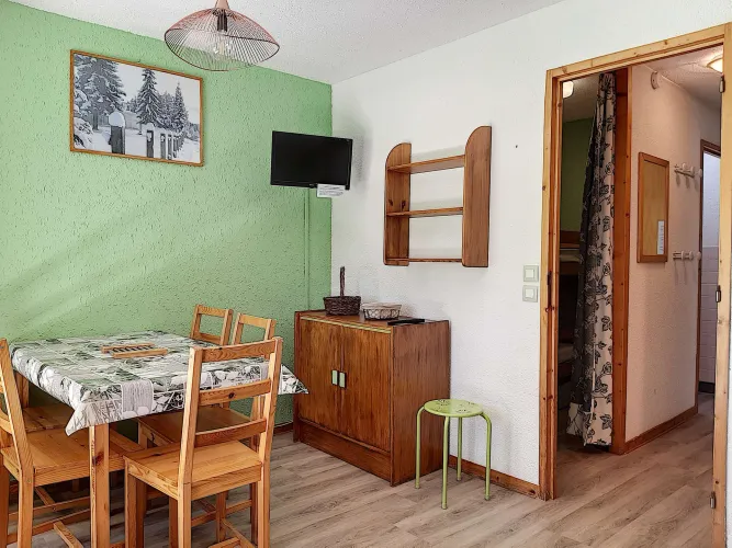 CARLINE / Studio / 4 personnes