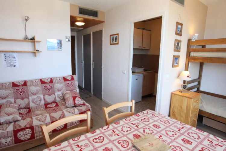 COQ187 / Studio / 4 personnes