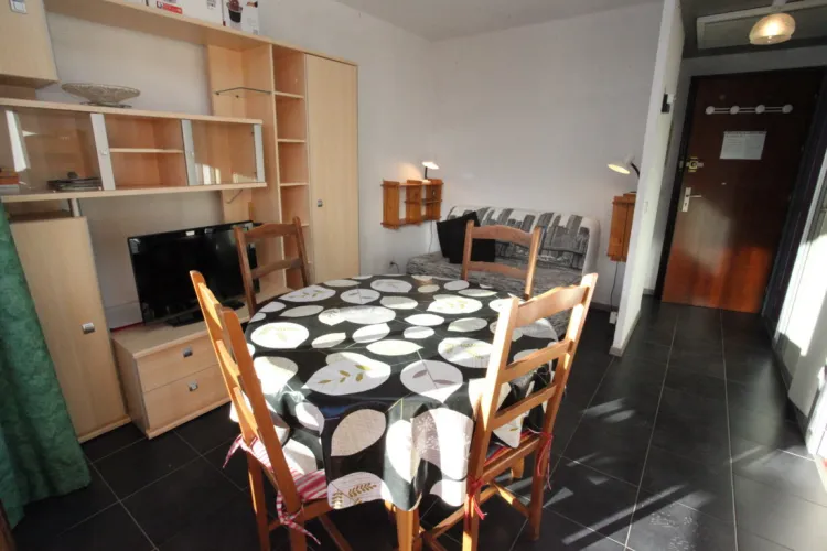 ETEND_B_142 / Studio / 4 personnes