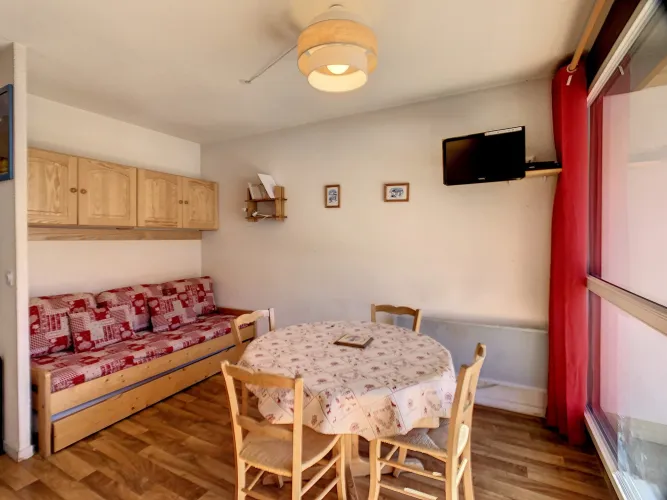 VR372 / 2 pièces / 2 pièces cabine / 4 personnes