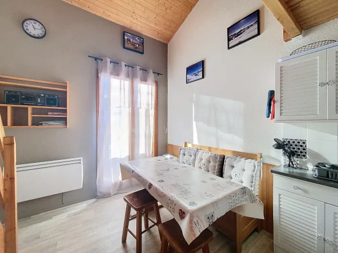 PSC100 / Studio / 4 personnes